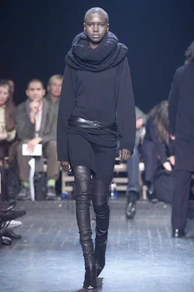Look 19